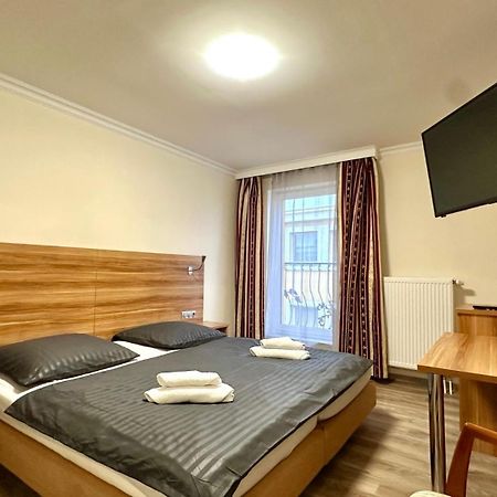 Hotel Kennedy Nuremberg Ngoại thất bức ảnh